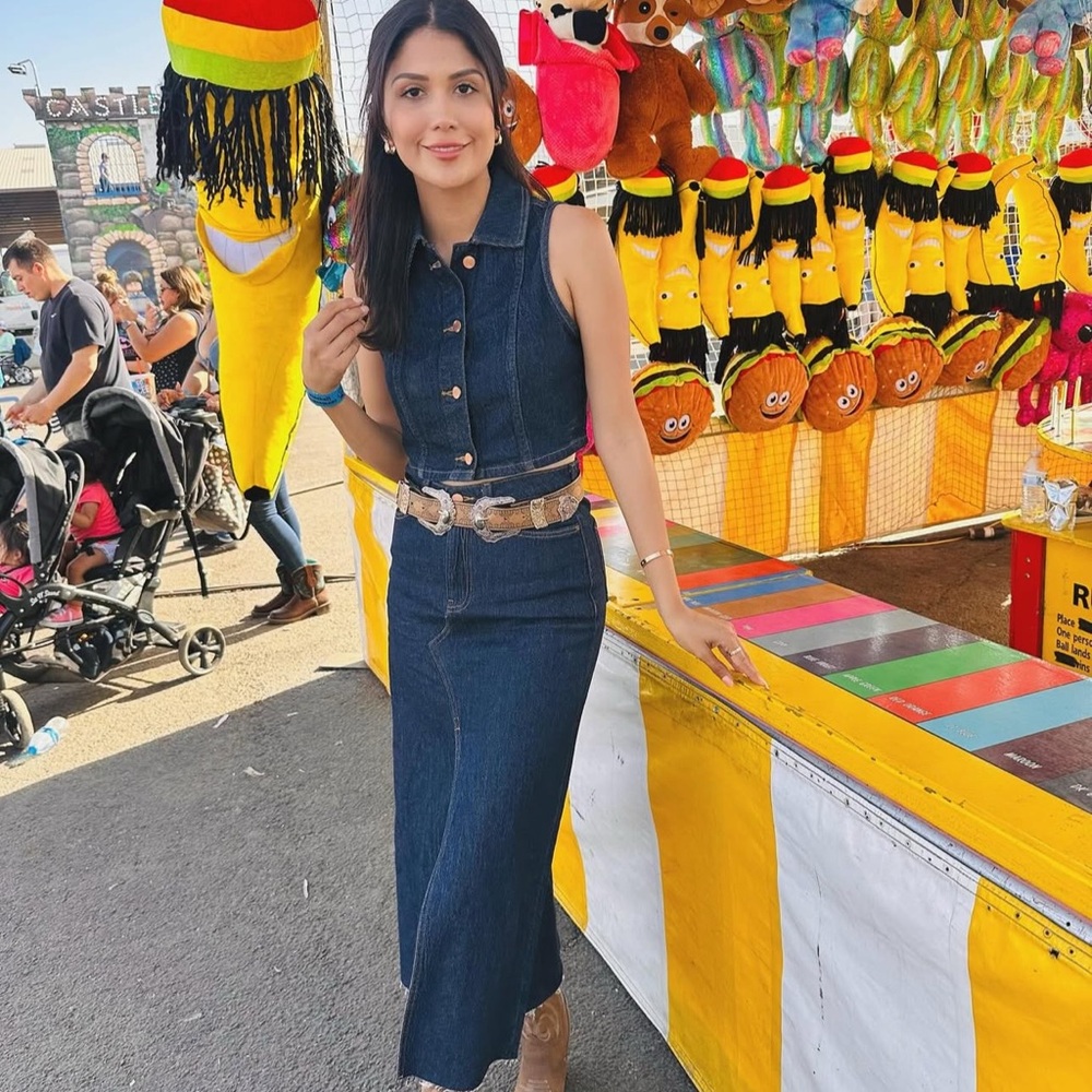 Women's Denim Sleeveless Jumpsuit